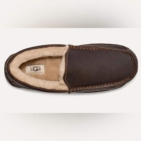 UGG Men's Rich Brown Ascot Leather Loafers size 13 - Picture 1 of 9